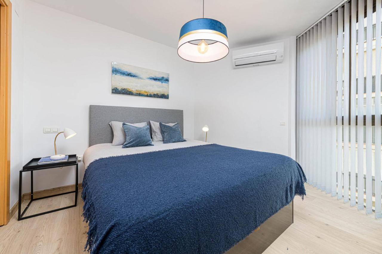 Mediterraneo Beach Apartment In Malaga By Solaga Holiday Homes Eksteriør bilde