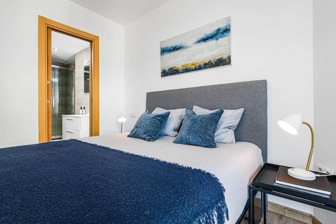 Mediterraneo Beach Apartment In Malaga By Solaga Holiday Homes Eksteriør bilde