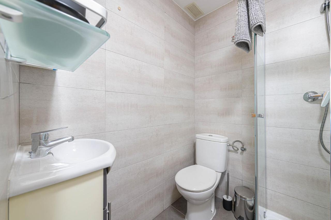 Mediterraneo Beach Apartment In Malaga By Solaga Holiday Homes Eksteriør bilde